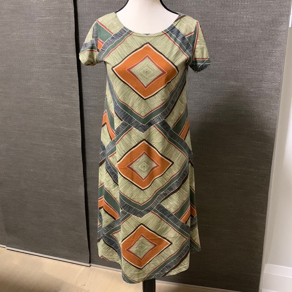 Grey Wolf Women’s Size Small green and orange patterned dress